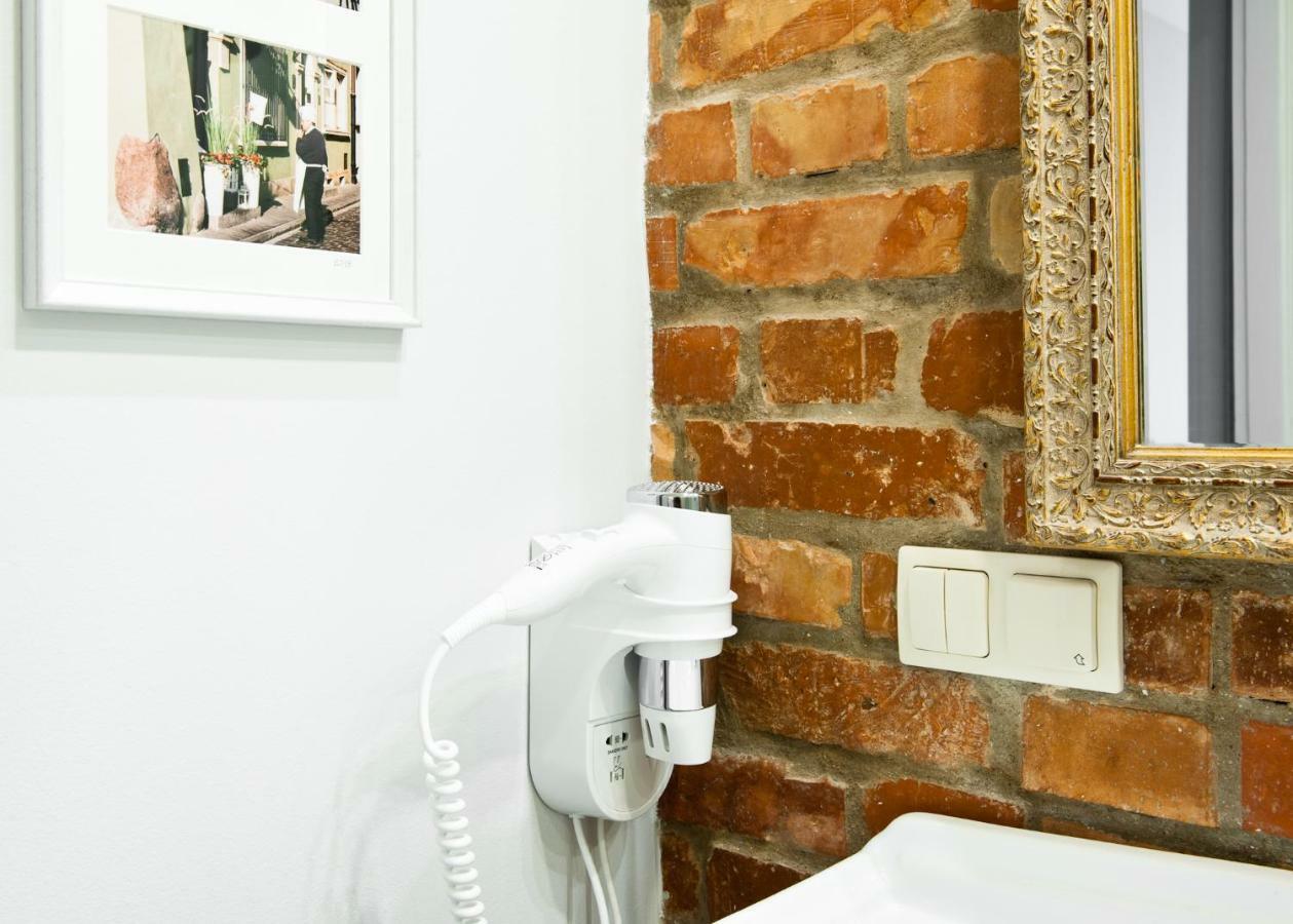 ורשה Red Brick Old Town Apartment מראה חיצוני תמונה