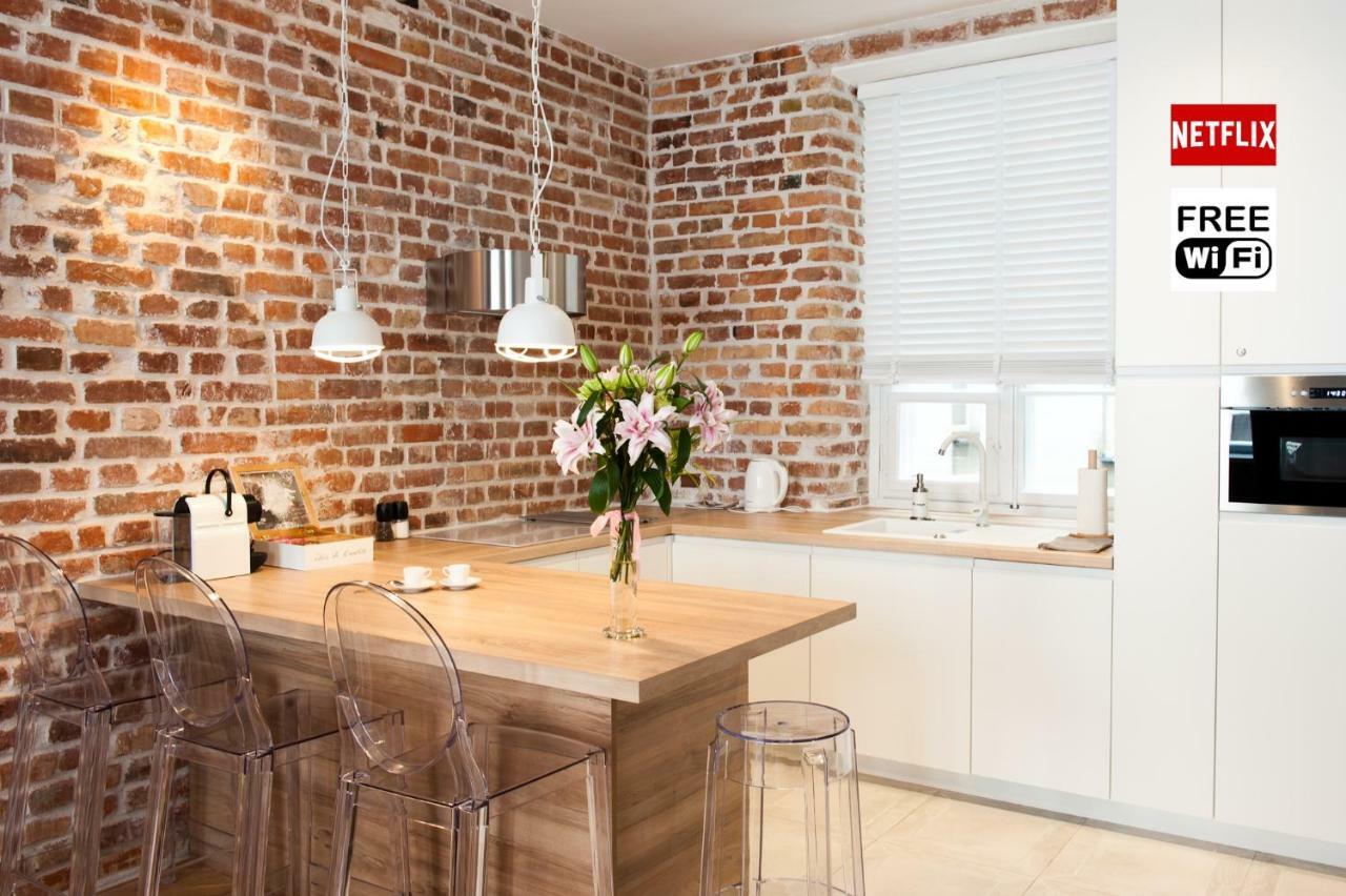 ורשה Red Brick Old Town Apartment מראה חיצוני תמונה